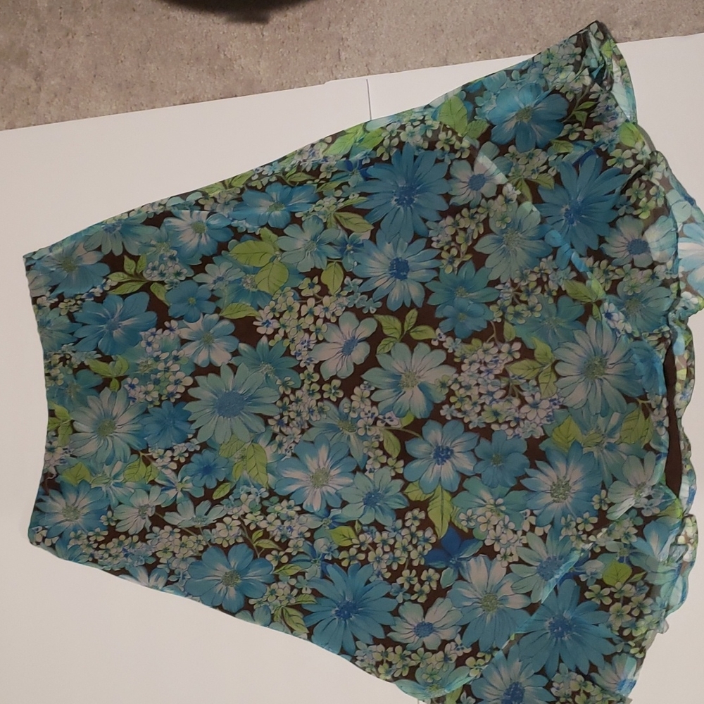 Patterned skirt - Picture 4 of 4